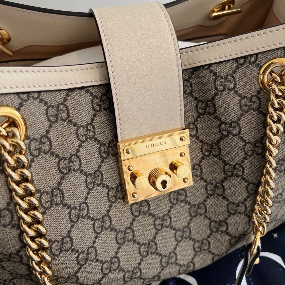 GUCCI Padlock GG Medium Shoulder/Tote Bag (EUC) - Picture 13 of 15